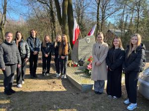 b090d579-1896-4883-83d7-961ca1515a4e