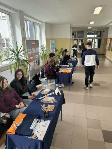 att.1k2NNLCONm40YrsJ7gvDLRsZ8sYm9W4DmGvdWwmFUpo