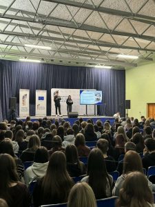 att.KH H9TiTXKktdnKBURAdyyD-73W55AGiNv0gYsT-OtQ