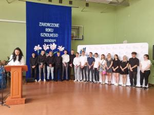 448917609 925479099383593 1725576810904711780 n